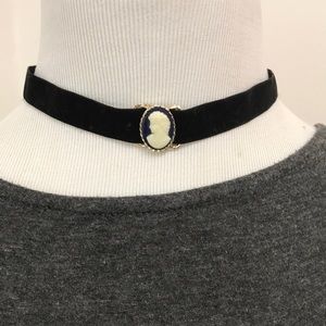 COPY - Vintage cameo and velvet  choker